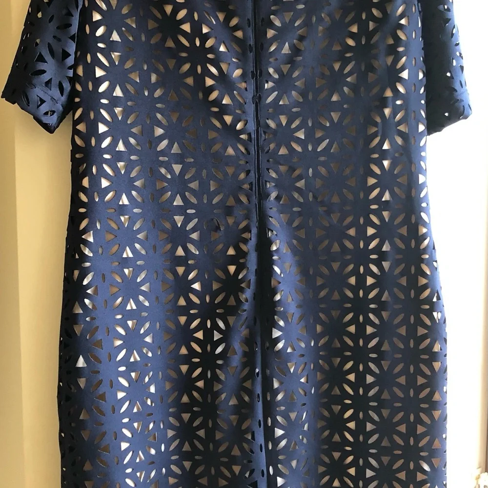 Dress - Picture 3 of 5